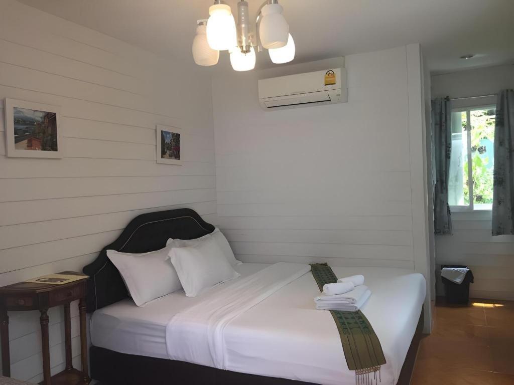 Ban Thungdang Housetel Bangkok Ξενοδοχείο Εξωτερικό φωτογραφία