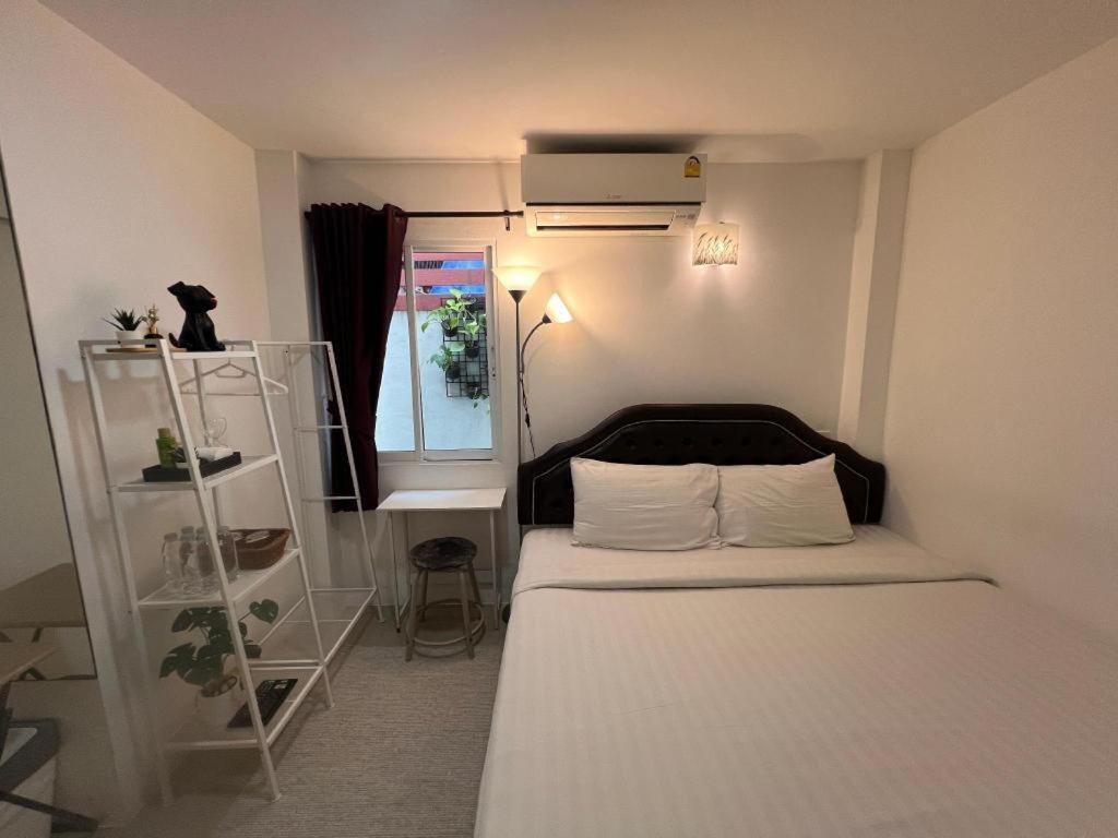 Ban Thungdang Housetel Bangkok Ξενοδοχείο Εξωτερικό φωτογραφία