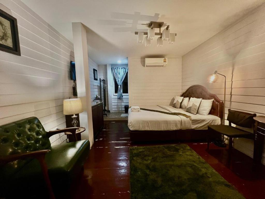 Ban Thungdang Housetel Bangkok Ξενοδοχείο Εξωτερικό φωτογραφία