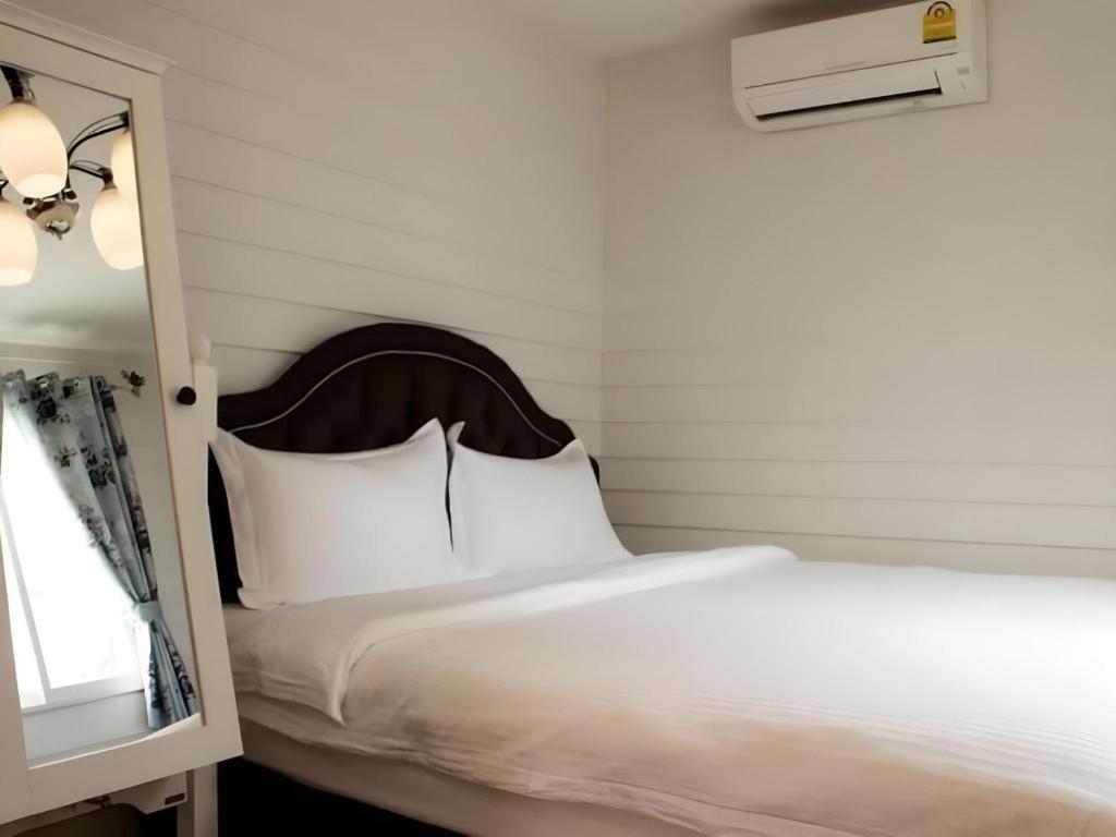 Ban Thungdang Housetel Bangkok Ξενοδοχείο Εξωτερικό φωτογραφία